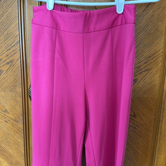 Fuchsia pants with front slits. Size S - Picture 7 of 13